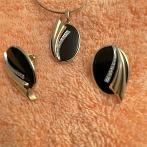 Diamond Gold and Onyx 3 piece cocktail vintage cocktail jewelry plus necklace